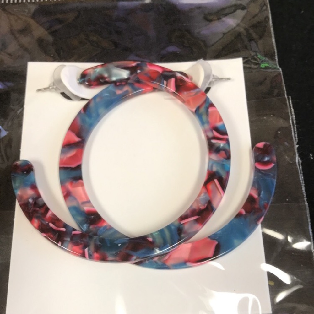 Earring